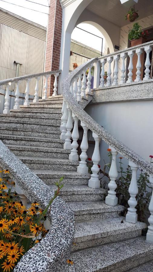 Merab House 바투미 외부 사진