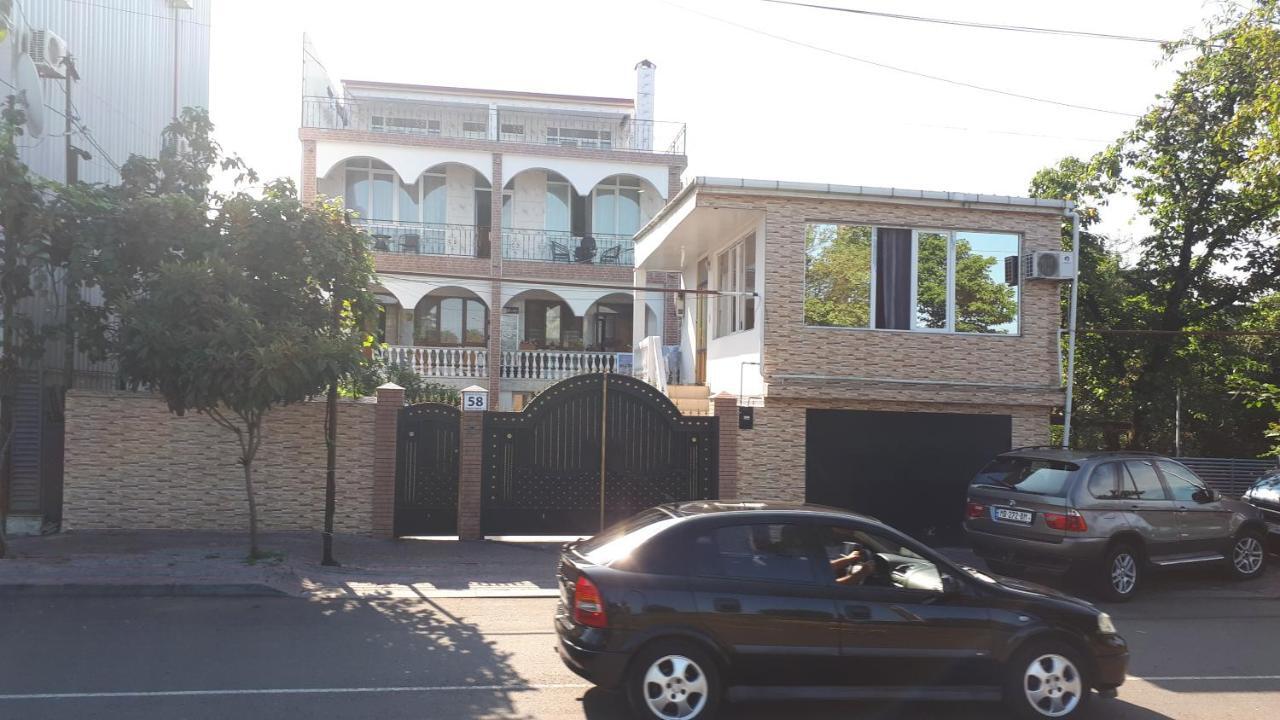 Merab House 바투미 외부 사진